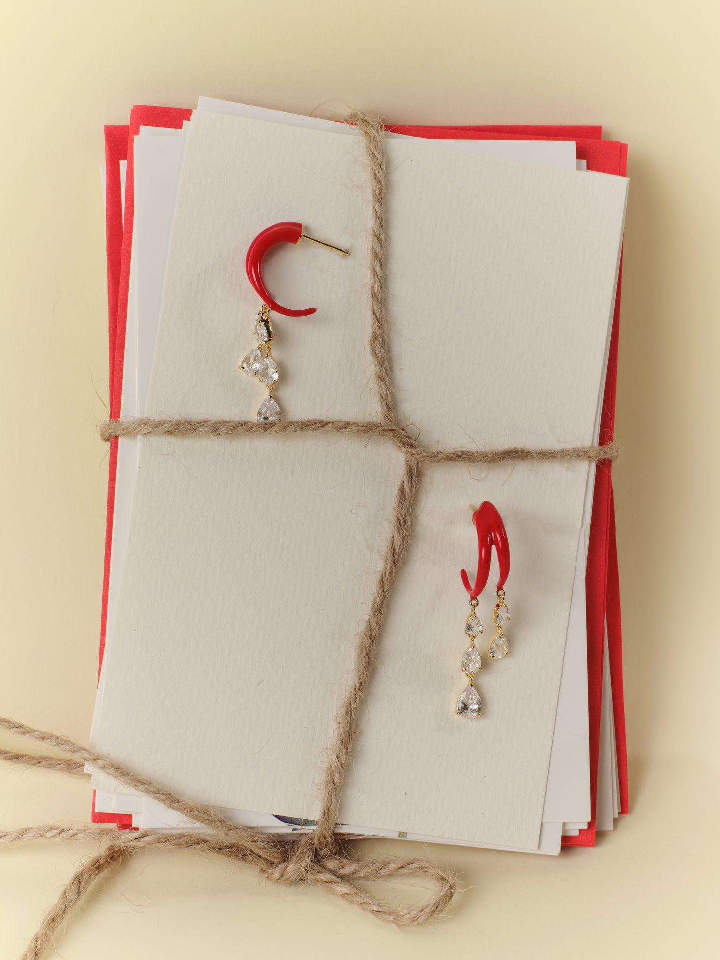 Boucles d'oreilles multi-gouttes colorées