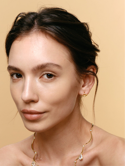 Courbette Earstud