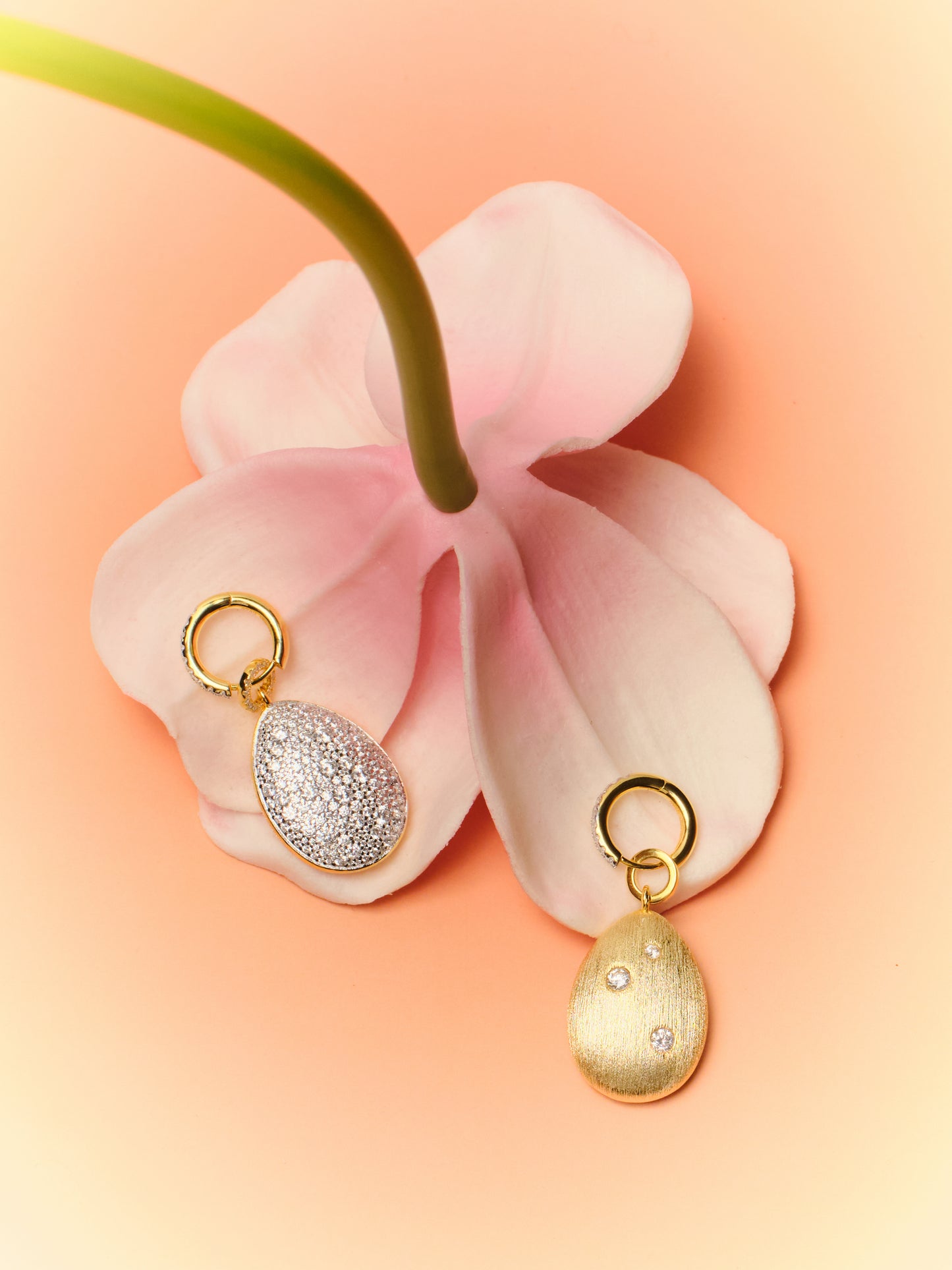 LUEUR - Snow Pavé Reversible Earrings