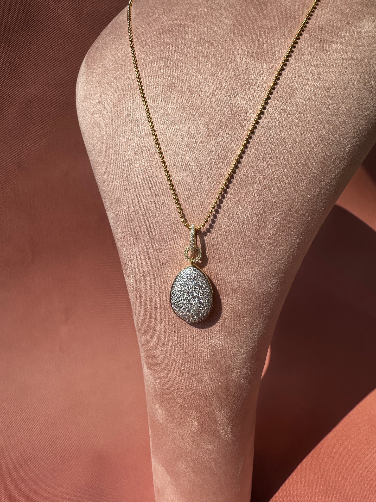LUEUR Snow Pavé Reversible Pendant