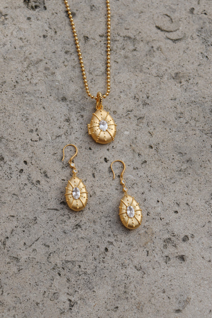 LUEUR Éclat d'Œuf Opening Pendant 24K Gold Plating
