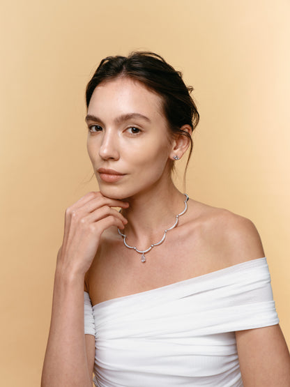 Courbette Earstud