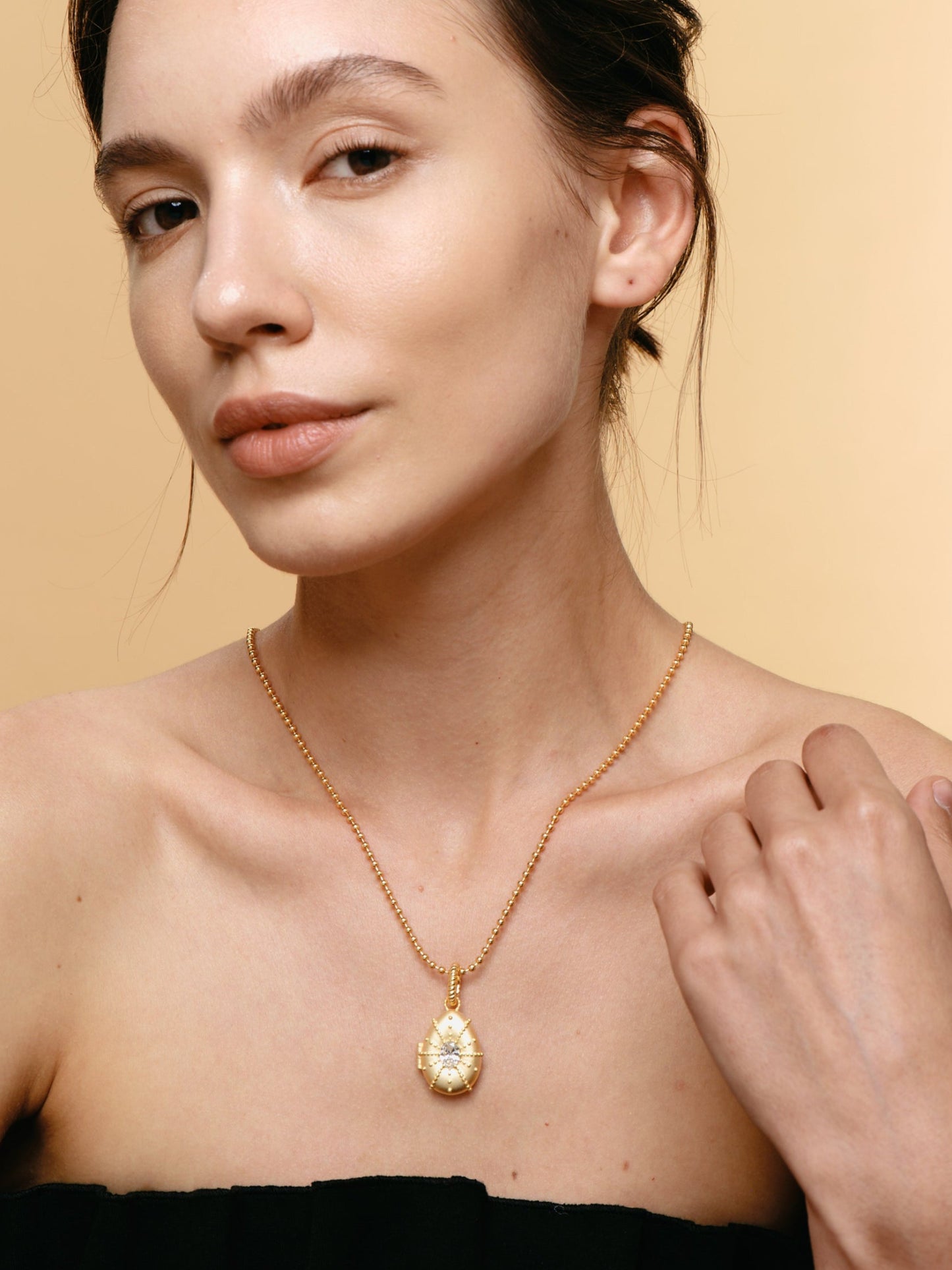 LUEUR Éclat d'Œuf Opening Pendant 24K Gold Plating